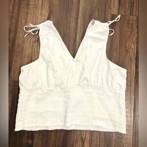 White Sleeveless Smocked Blouse XXL